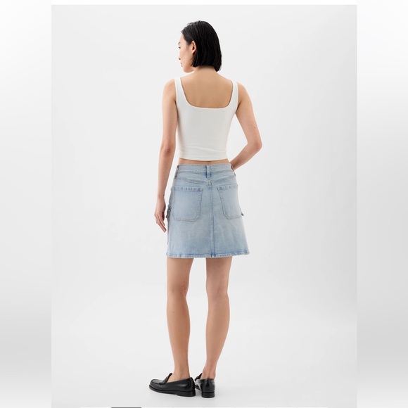 GAP Factory Denim Cargo Mini Skirt - Picture 2 of 7